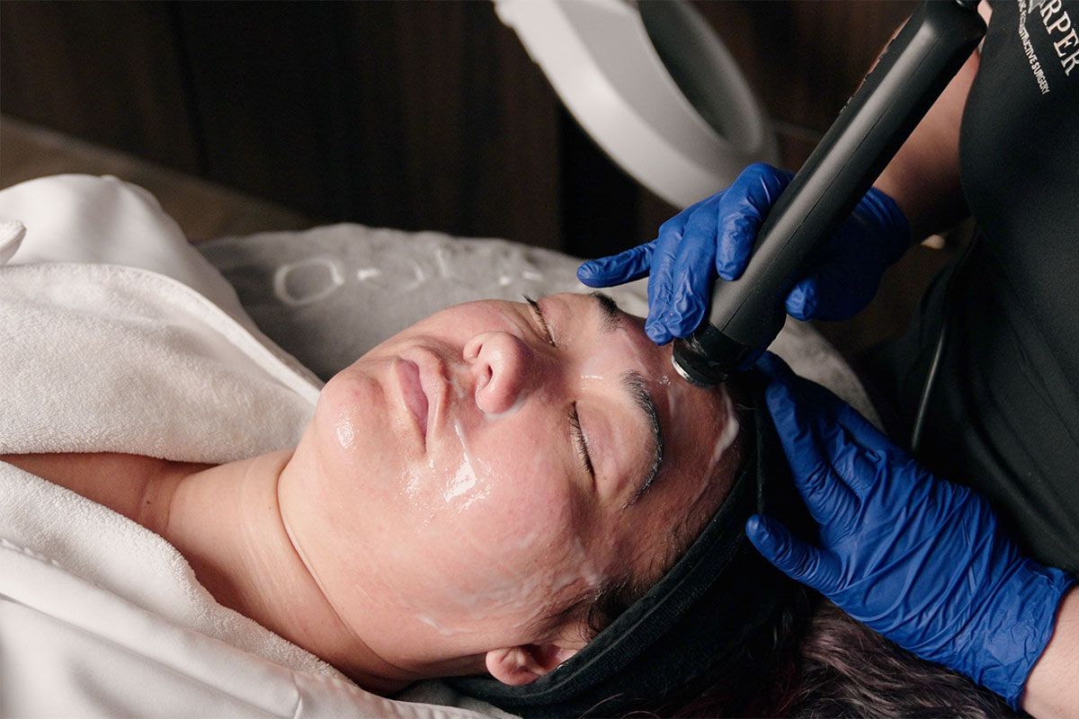 indianapolis Glo2Facial patient receiving treatment