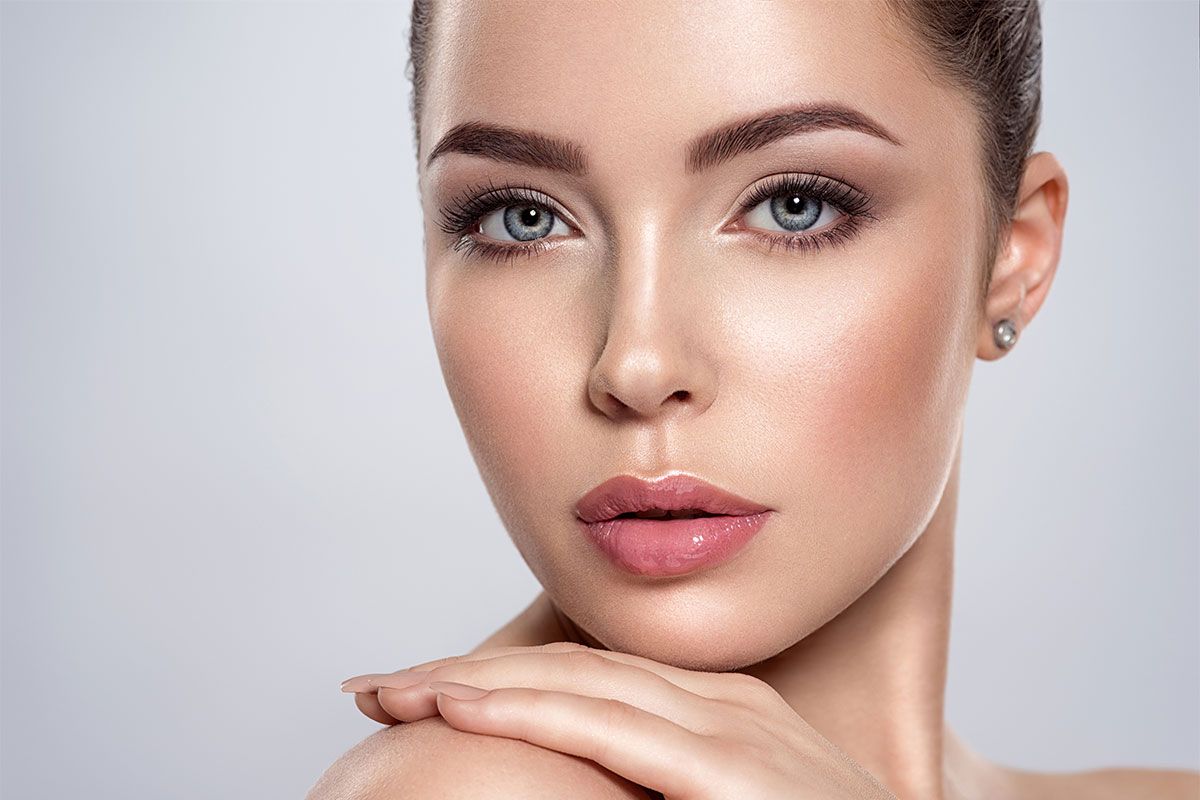 indianapolis radiesse model with blue eyes