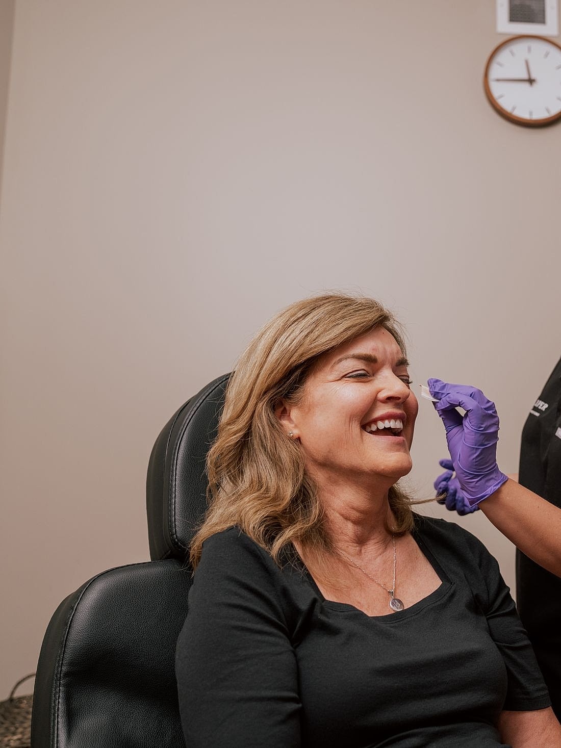indianapolis botox patient receiving treatment